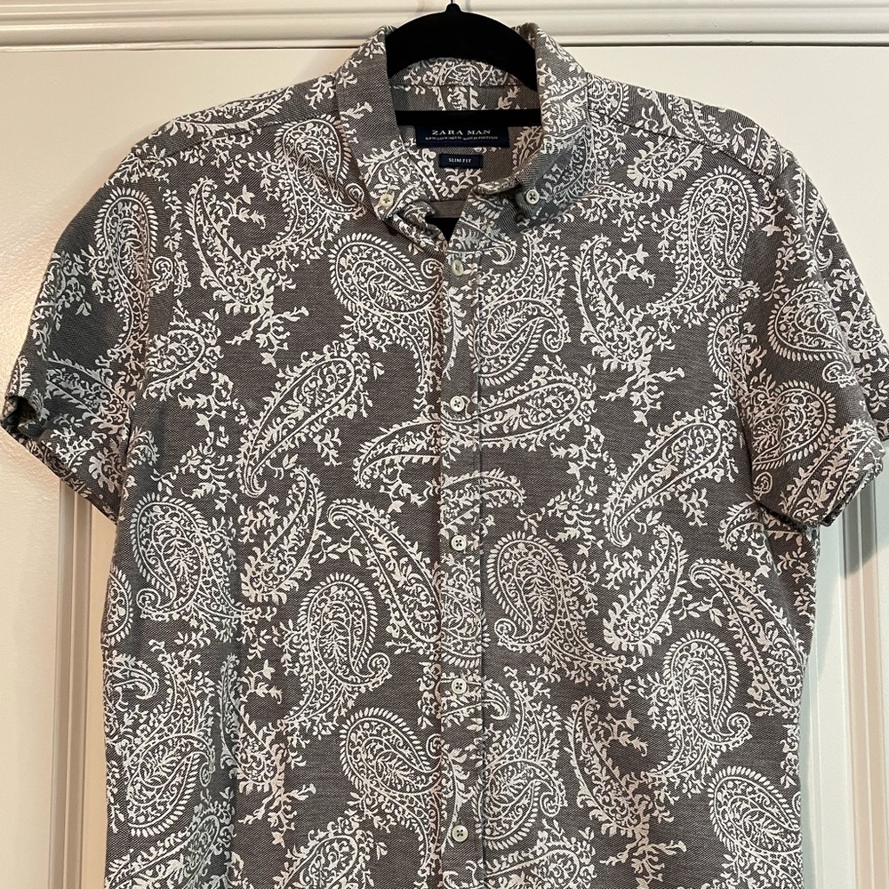 Zara Slim Fit Short Sleeve shirt Grey Multi size M